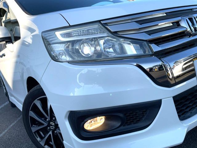 HONDA STEPWAGON SPADA 2012