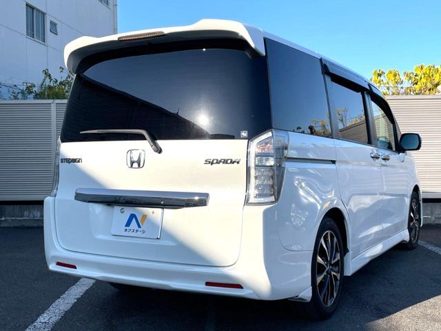 HONDA STEPWAGON SPADA 2012