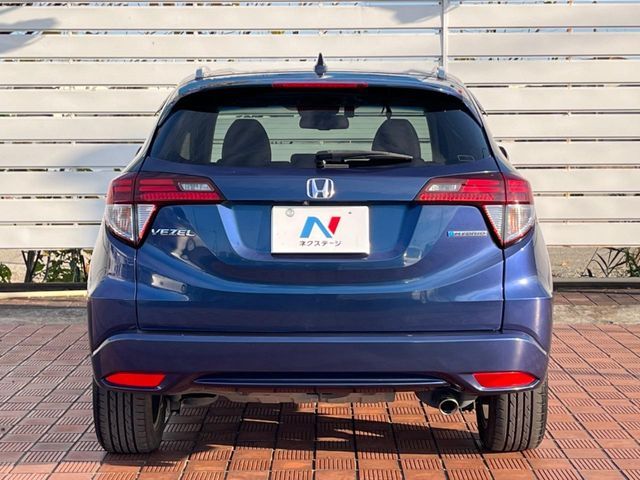HONDA VEZEL HYBRID 2016