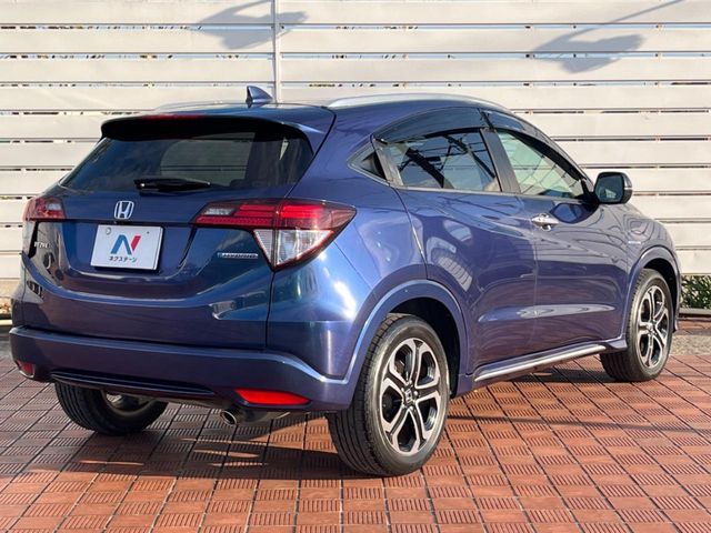 HONDA VEZEL HYBRID 2016