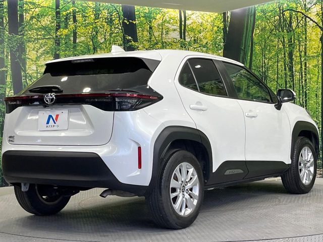 TOYOTA YARIS CROSS 2023