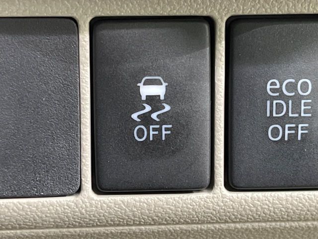 DAIHATSU MOVE 4WD 2015