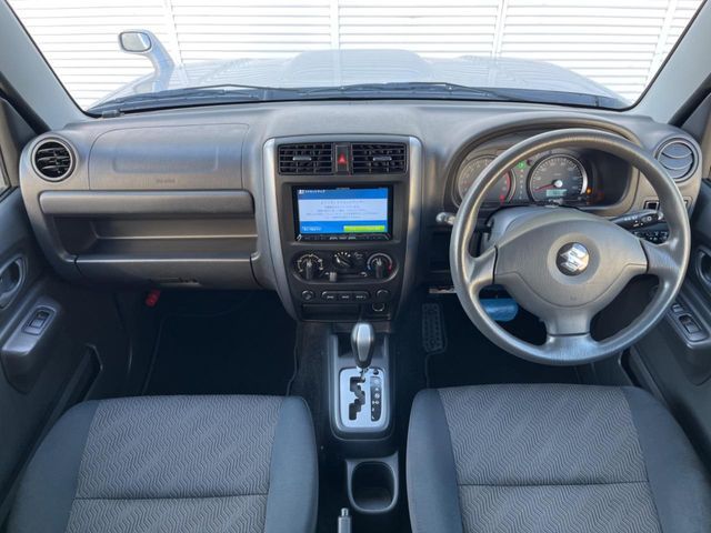 SUZUKI JIMNY 4WD 2013