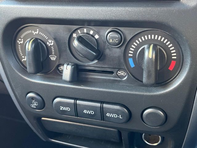 SUZUKI JIMNY 4WD 2013