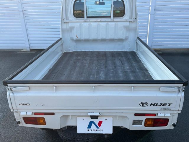 DAIHATSU HIJET truck 4WD 2014