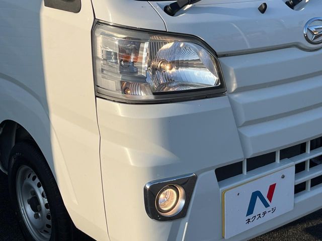 DAIHATSU HIJET truck 4WD 2014