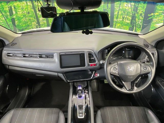 HONDA VEZEL HYBRID 2014