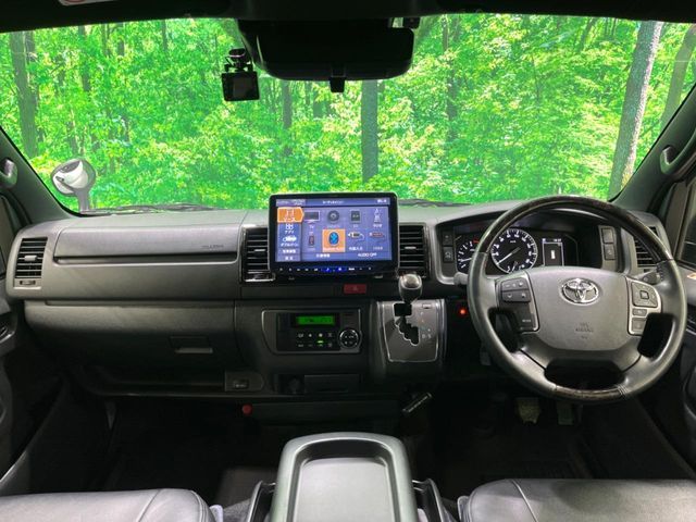 TOYOTA HIACE van 2WD 2024