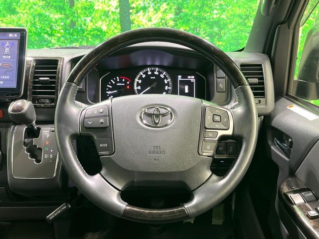 TOYOTA HIACE van 2WD 2024