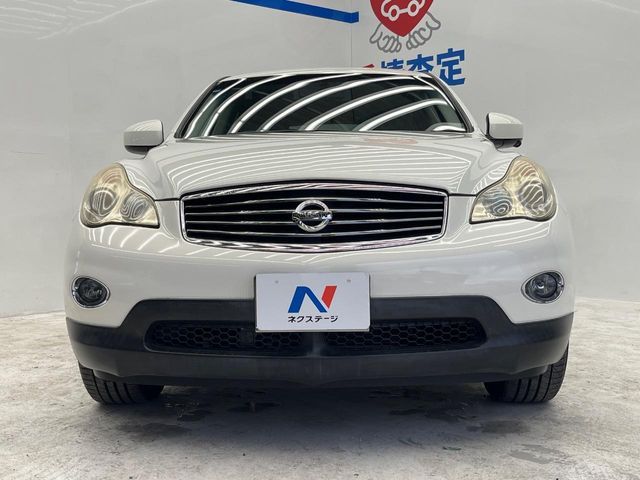 NISSAN SKYLINE CROSSOVER 4WD 2010