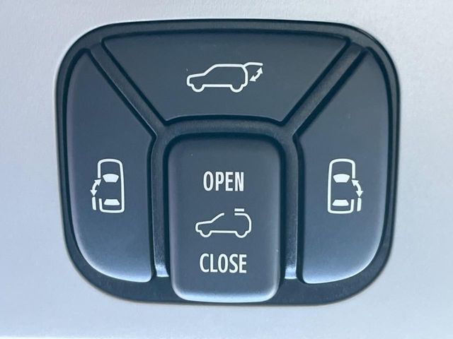 TOYOTA VELLFIRE  HYBRID 4WD 2014