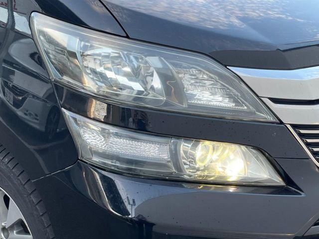 TOYOTA VELLFIRE  HYBRID 4WD 2014