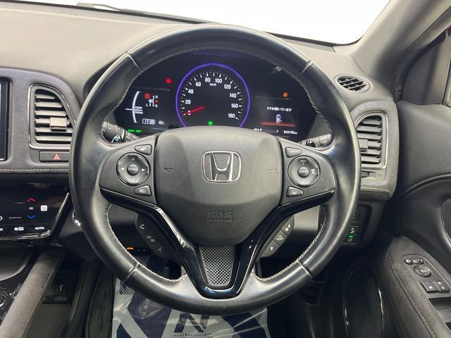 HONDA VEZEL HYBRID 2016