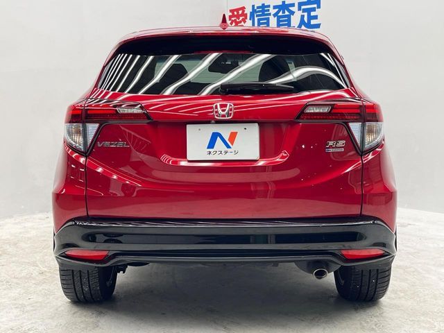 HONDA VEZEL HYBRID 2016