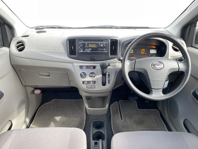 DAIHATSU MIRA e:S 2016