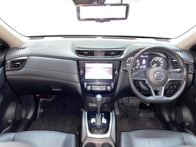 NISSAN X-TRAIL 2WD 2017