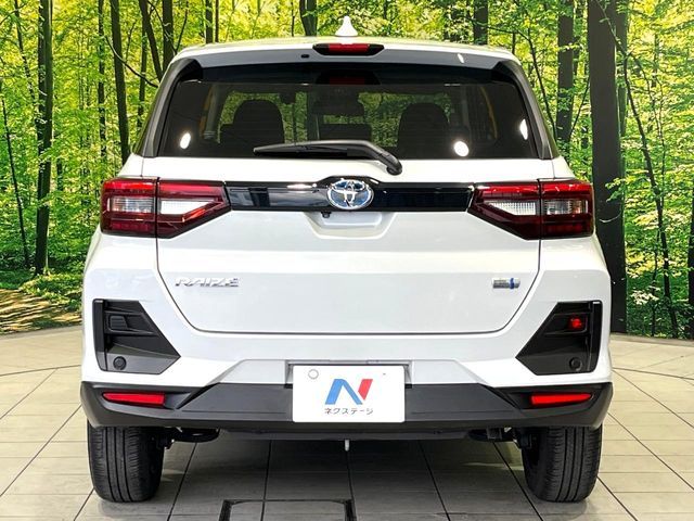 TOYOTA RAIZE HYBRID 2022