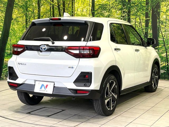 TOYOTA RAIZE HYBRID 2022