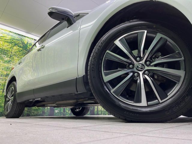 TOYOTA HARRIER HYBRID 2023