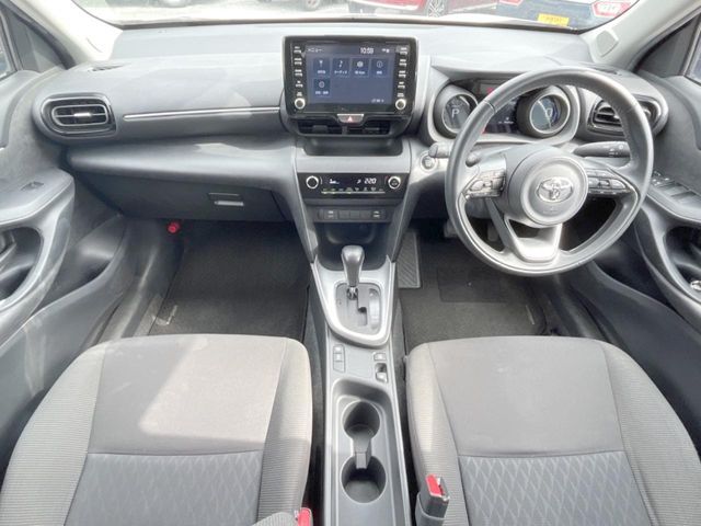 TOYOTA YARIS CROSS 2023