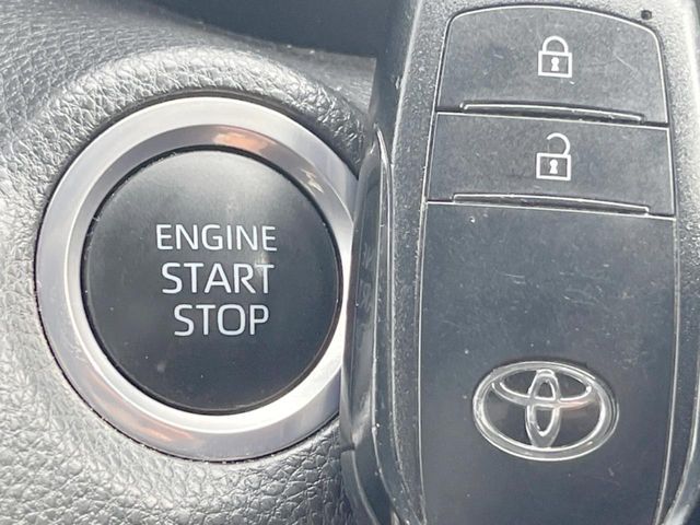 TOYOTA YARIS CROSS 2023