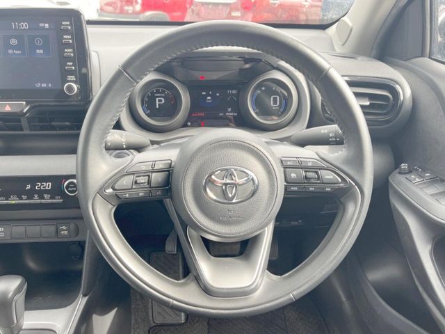 TOYOTA YARIS CROSS 2023