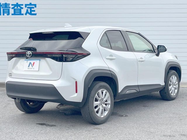 TOYOTA YARIS CROSS 2023