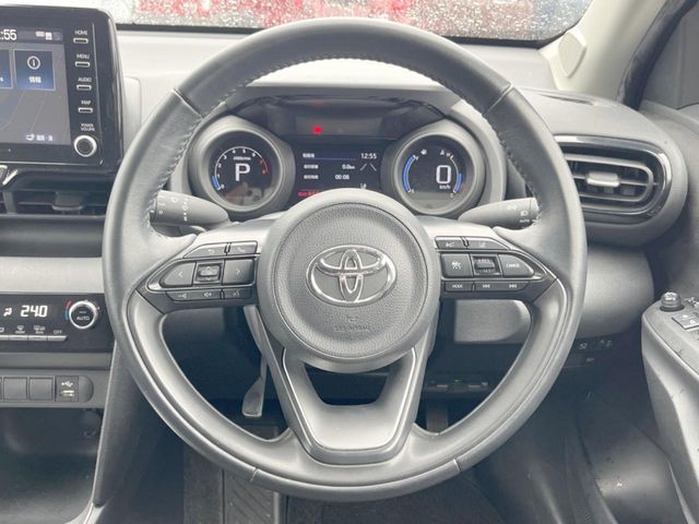 TOYOTA YARIS CROSS 2023