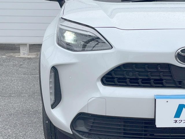 TOYOTA YARIS CROSS 2023