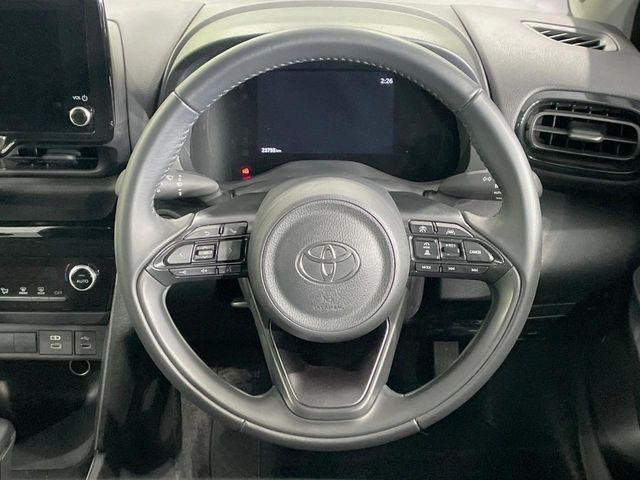 TOYOTA YARIS CROSS 2025