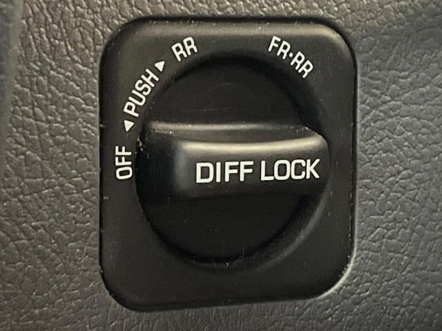 TOYOTA LANDCRUISER van 2015