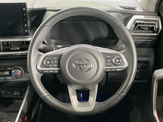 TOYOTA RAIZE HYBRID 2022