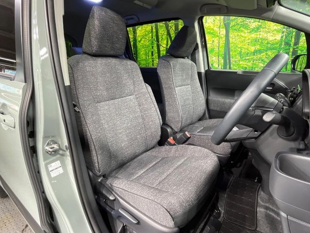 TOYOTA SIENTA HYBRID 2024