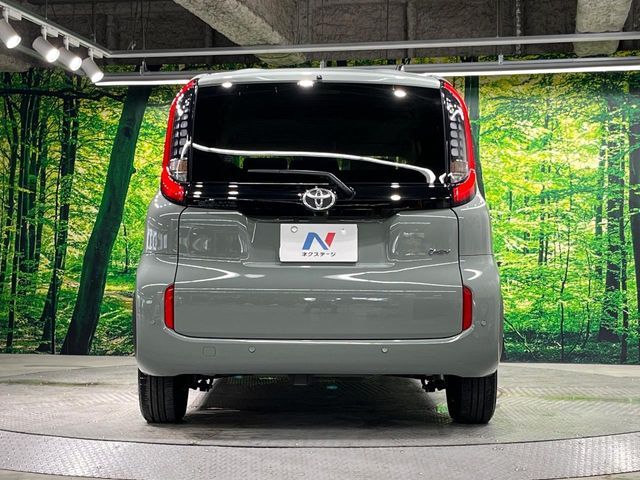 TOYOTA SIENTA HYBRID 2024