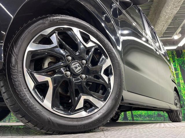 HONDA N BOX CUSTOM 2018