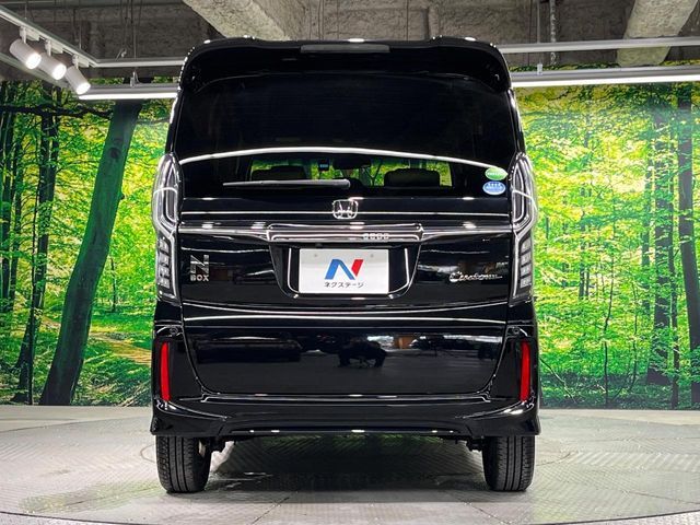 HONDA N BOX CUSTOM 2018