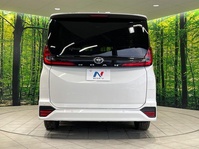 TOYOTA NOAH 2025