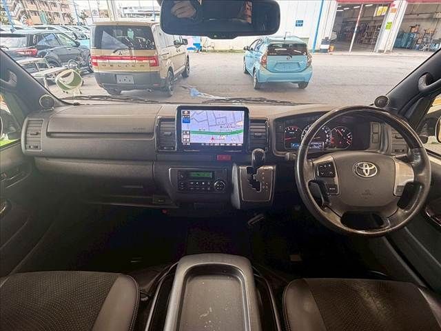 TOYOTA HIACE van 2WD 2018