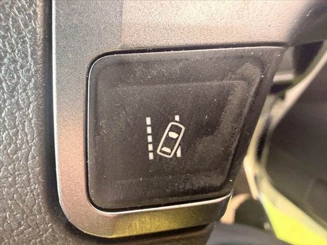 TOYOTA HIACE van 2WD 2018