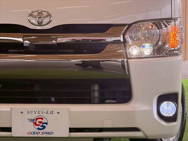 TOYOTA HIACE van 2WD 2018