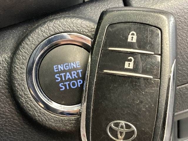 TOYOTA HILUX 4WD 2020