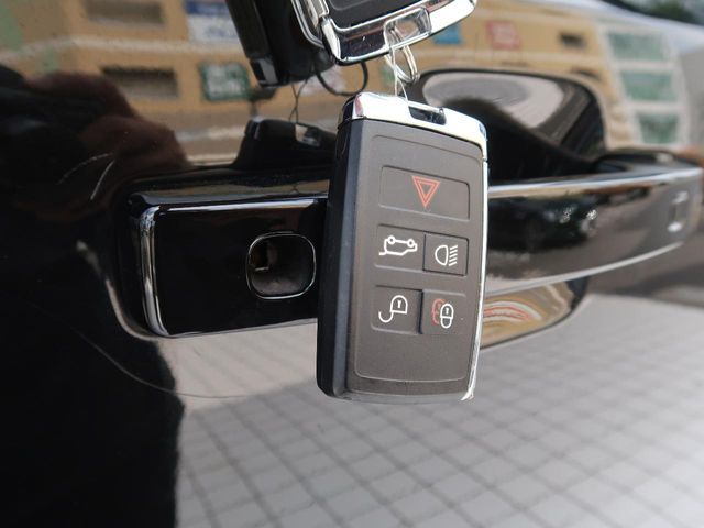 ROVER ROVER DEFENDER 2023