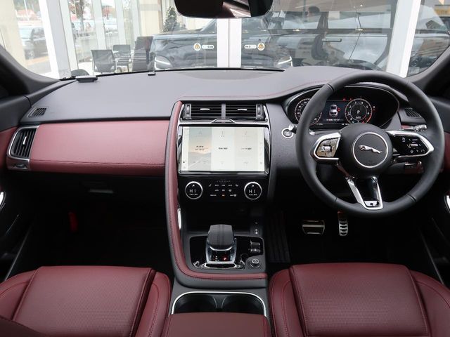 JAGUAR JAGUAR E-PACE 2024