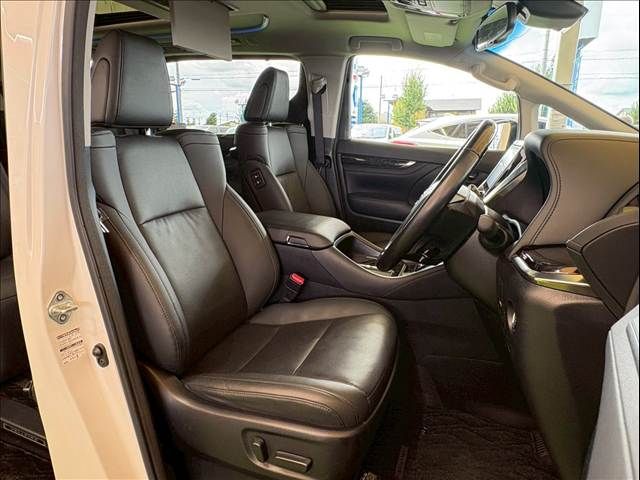 TOYOTA VELLFIRE 2020