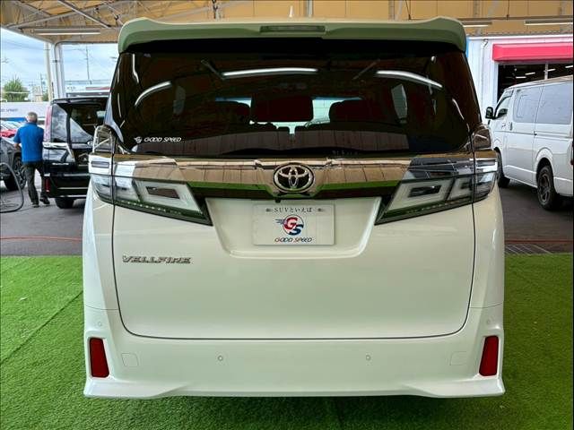 TOYOTA VELLFIRE 2020