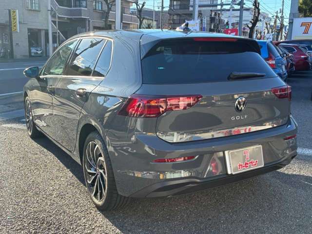 VOLKSWAGEN VOLKSWAGEN GOLF 2024