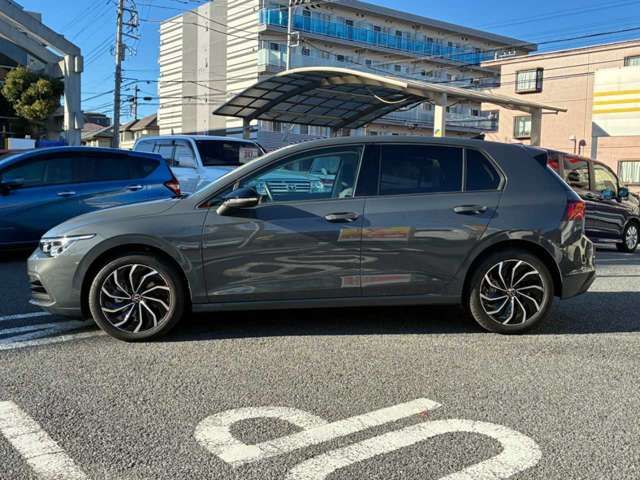 VOLKSWAGEN VOLKSWAGEN GOLF 2024