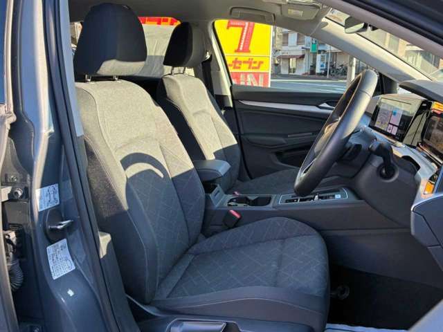 VOLKSWAGEN VOLKSWAGEN GOLF 2024