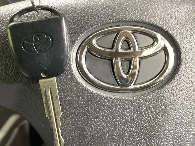 TOYOTA PIXIS EPOCH 2014