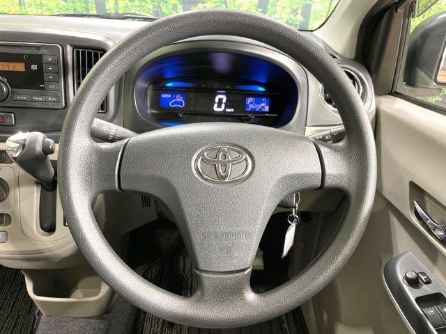 TOYOTA PIXIS EPOCH 2014